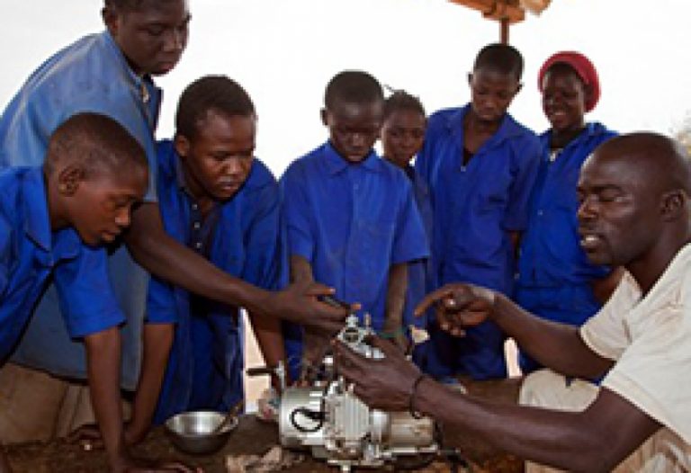 PROJET EMPLOI DES JEUNES (PEJDC) :   Le personnel dans une mauvaise passe !