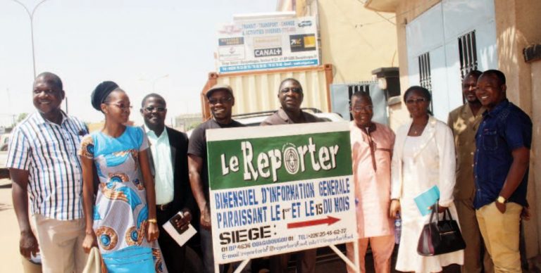 VIE DU JOURNAL: Une délégation du CSC dans les locaux de Le Reporter