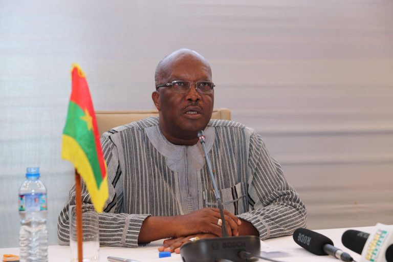 ATTAQUES TERRORISTES ET COLÈRE POPULAIRE: Roch Kaboré pourra-t-il sortir le Faso du bourbier ?