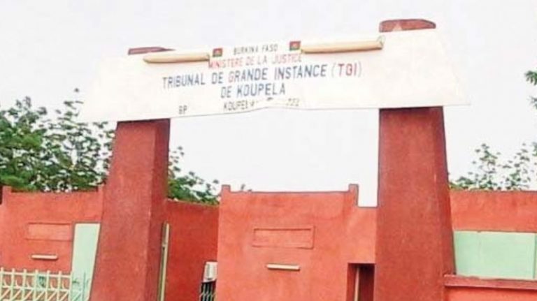 ETABLISSEMENT DE FAUSSES PIECES D’ETAT CIVIL A KANDO: Un bénévole de la Mairie condamné à des peines d’emprisonnement avec sursis