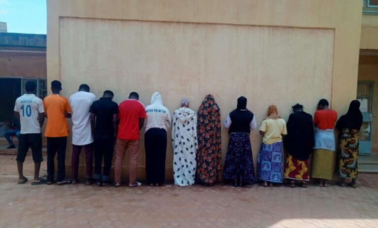 Fraude aux examens scolaires : vite une thérapie de choc