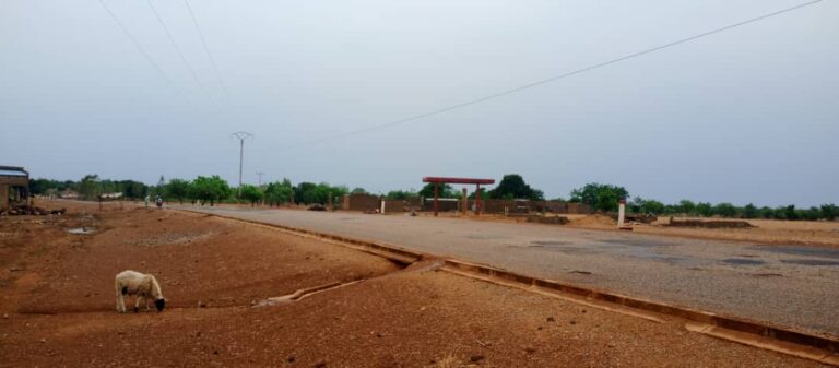 MINISTERE DE L’ENERGIE, DES MINES ET DES CARRIERES : Voici comment le SG et des techniciens ont défié le ministre dans une affaire de construction illégale de station à Tenkodogo