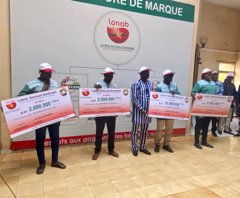 Tranche Commune Entente 2025 : Les quatre lauréats burkinabè ont reçu leurs prix